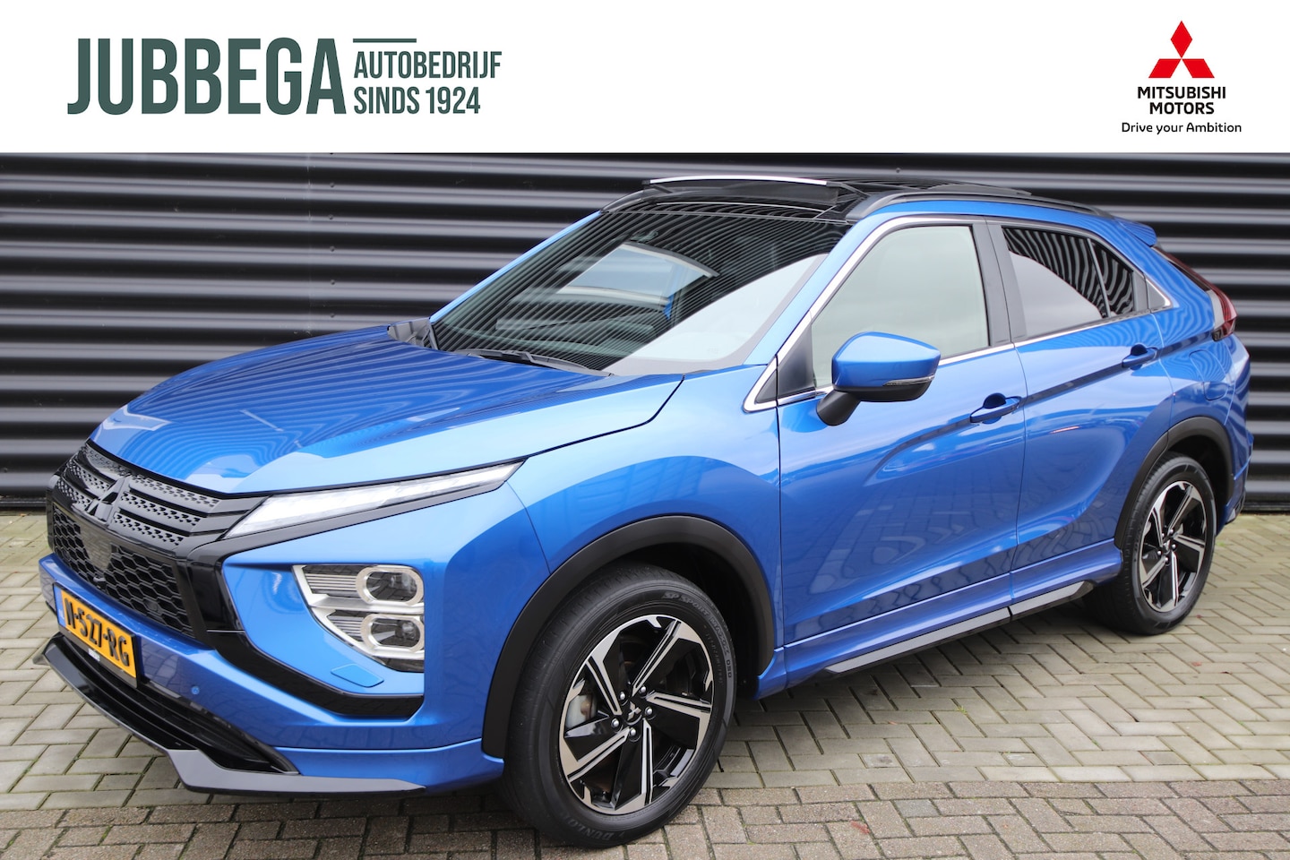 Mitsubishi Eclipse Cross - 2.4 PHEV Prestige LTD Black Edition Trekhaak / Carcon-pakket / Panoramadak - AutoWereld.nl