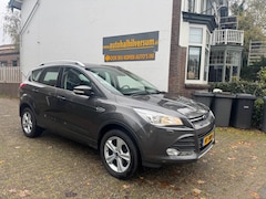 Ford Kuga - 1.5 Trend Edition LEES TEKST