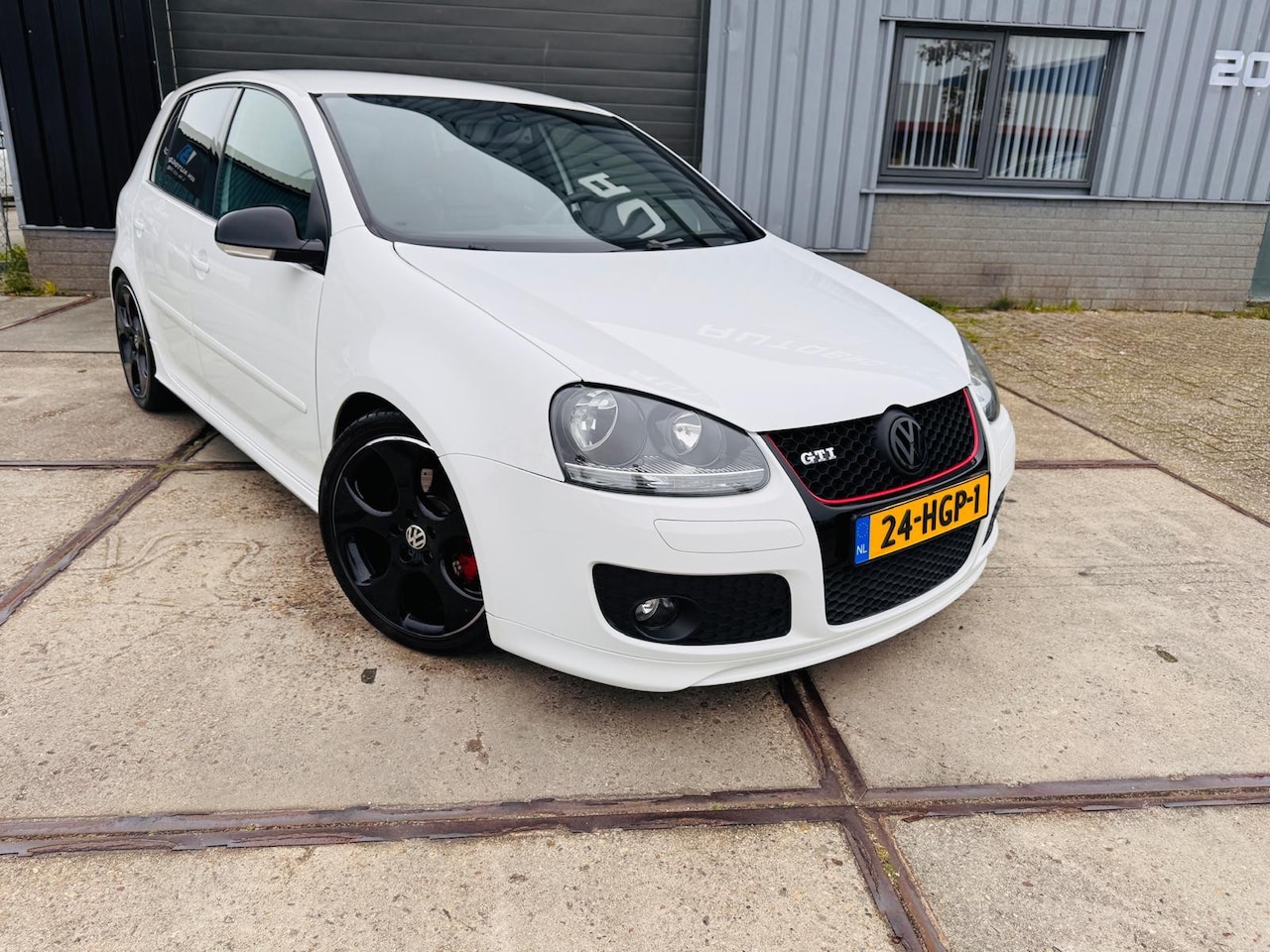 Volkswagen Golf - 2.0 TFSI GTI 350 PK Navi carplay cam - AutoWereld.nl