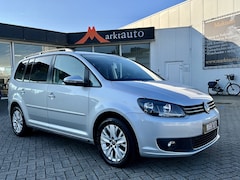 Volkswagen Touran - 1.2 TSI Highline Cruise Navi Bluetooth Climate Parkeersensoren