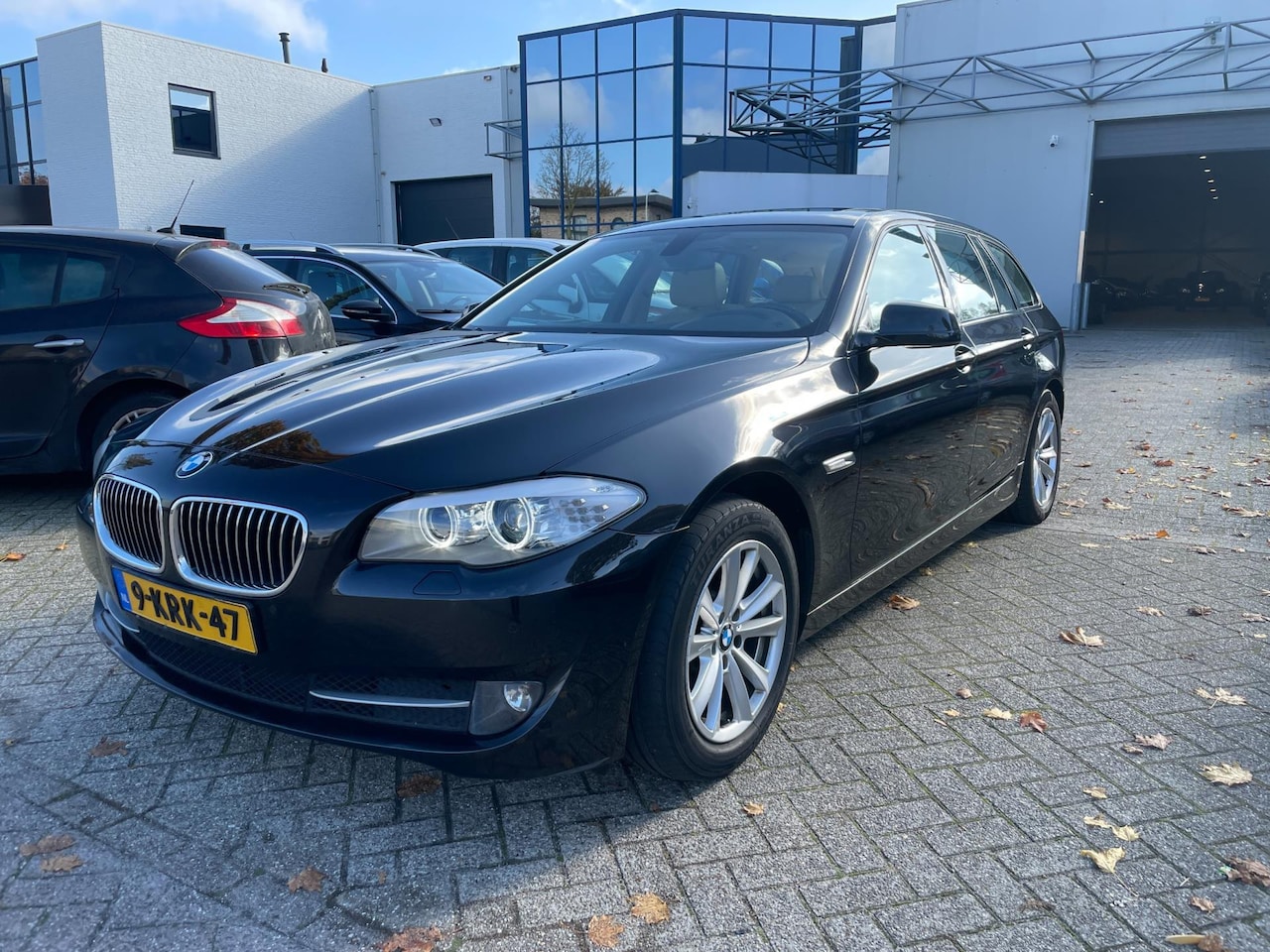 BMW 5-serie Touring - 530i Bj 2013 New APK Exportprijs EX BPM!!!! - AutoWereld.nl