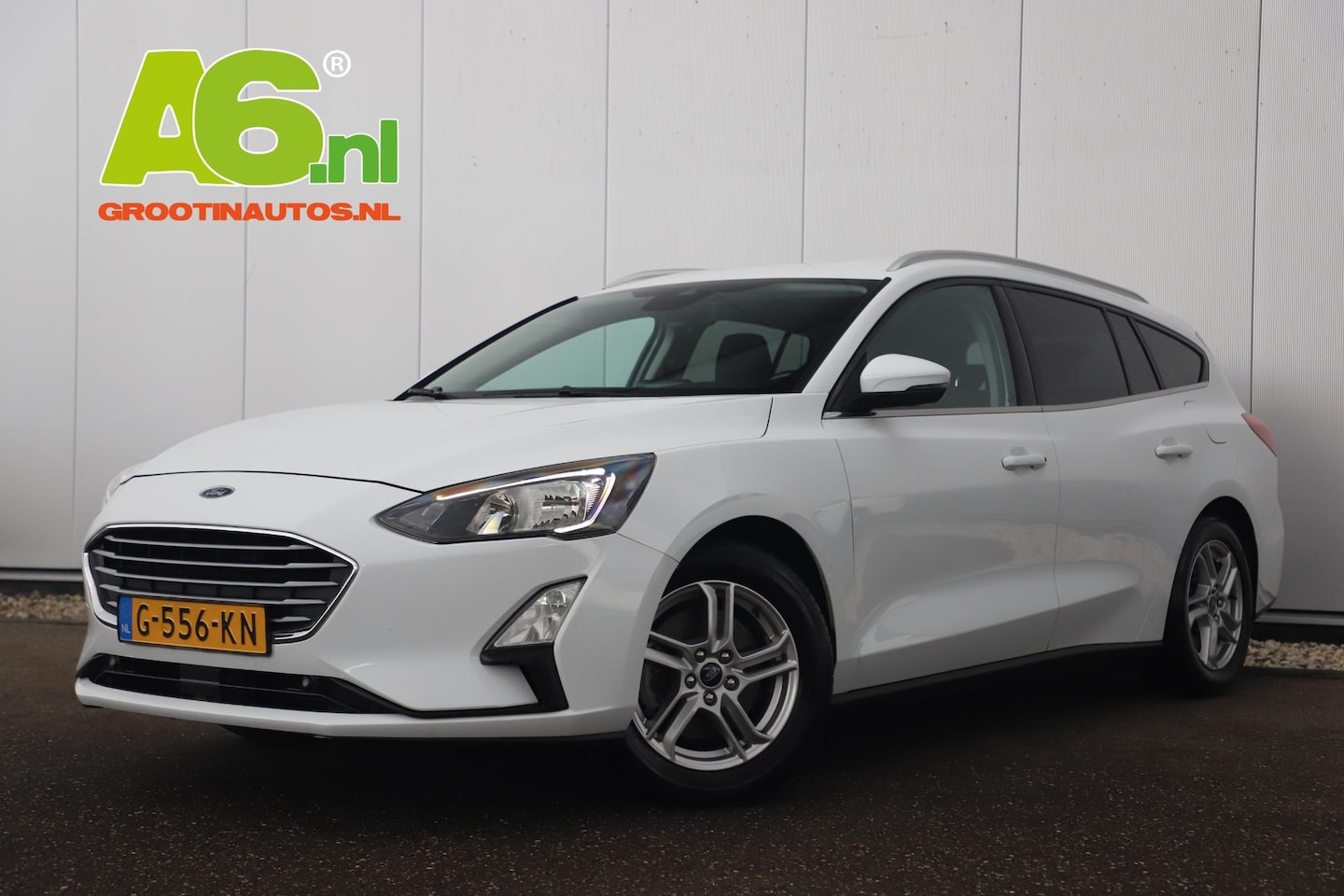 Ford Focus Wagon - 1.0 EcoBoost Trend Edition Business 16 inch LMV Navigatie Airco Cruise Lane Assist Parkeer - AutoWereld.nl