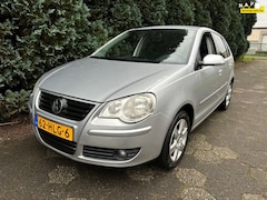 Volkswagen Polo - 1.4-16V Edition