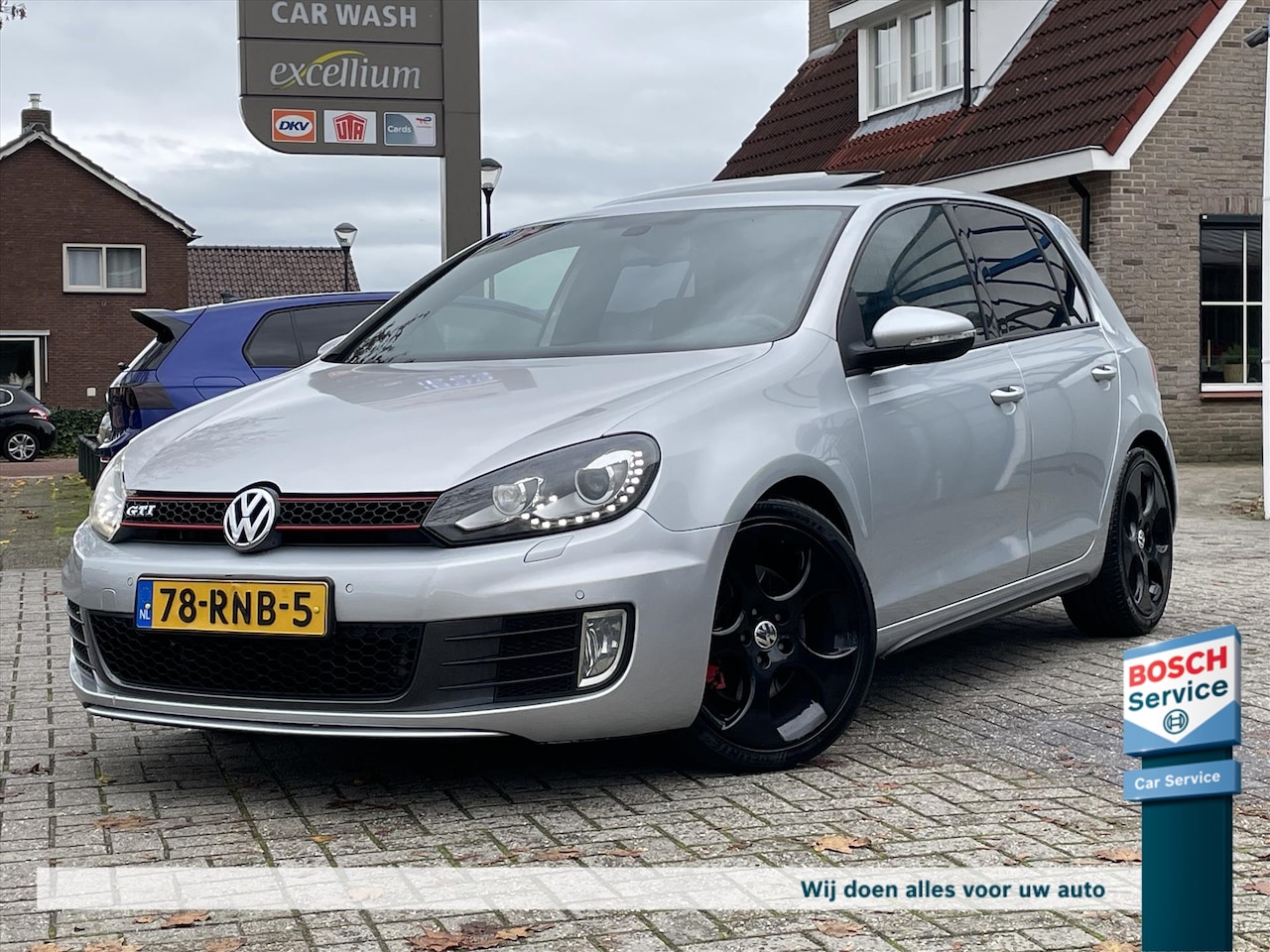 Volkswagen Golf - 2.0 TSI GTI 210PK / Pano / Org Nl / Navi / Cruise / Exenon / Stoelverwarming / Trekhaak - AutoWereld.nl