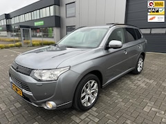 Mitsubishi Outlander - 2.0 PHEV Intense +