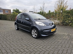 Peugeot 107 - 1.0-12V XS