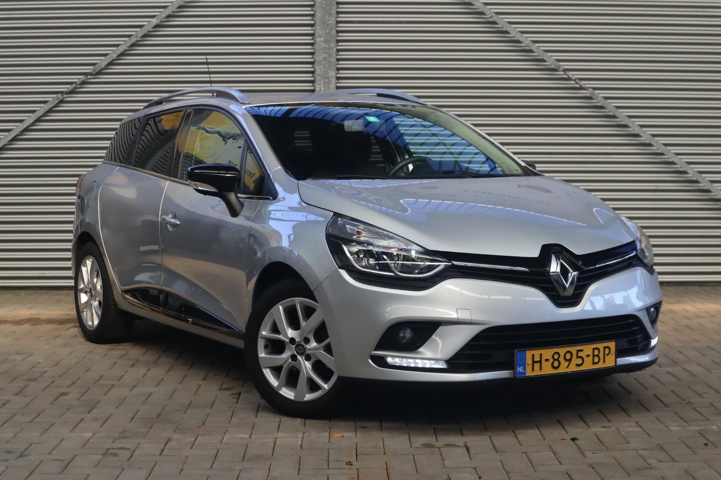 Renault Clio Estate - 0.9 TCe Limited 0.9 TCe Limited - AutoWereld.nl