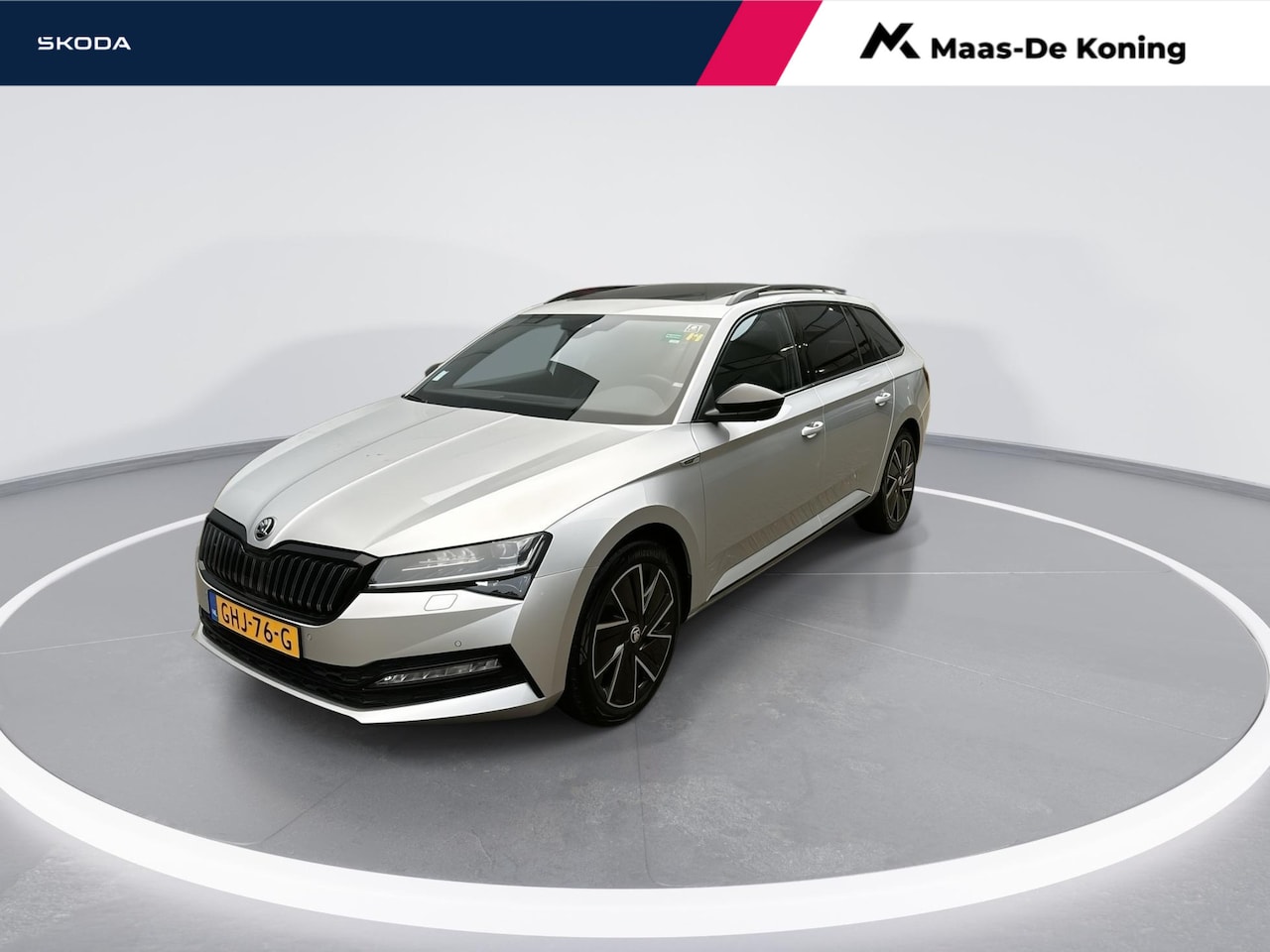 Skoda Superb Combi - 1.4 Tsi / 218pk DSG iV Sportline Business · Keyless · 360 Camera · Panoramadak · Elek. Voo - AutoWereld.nl