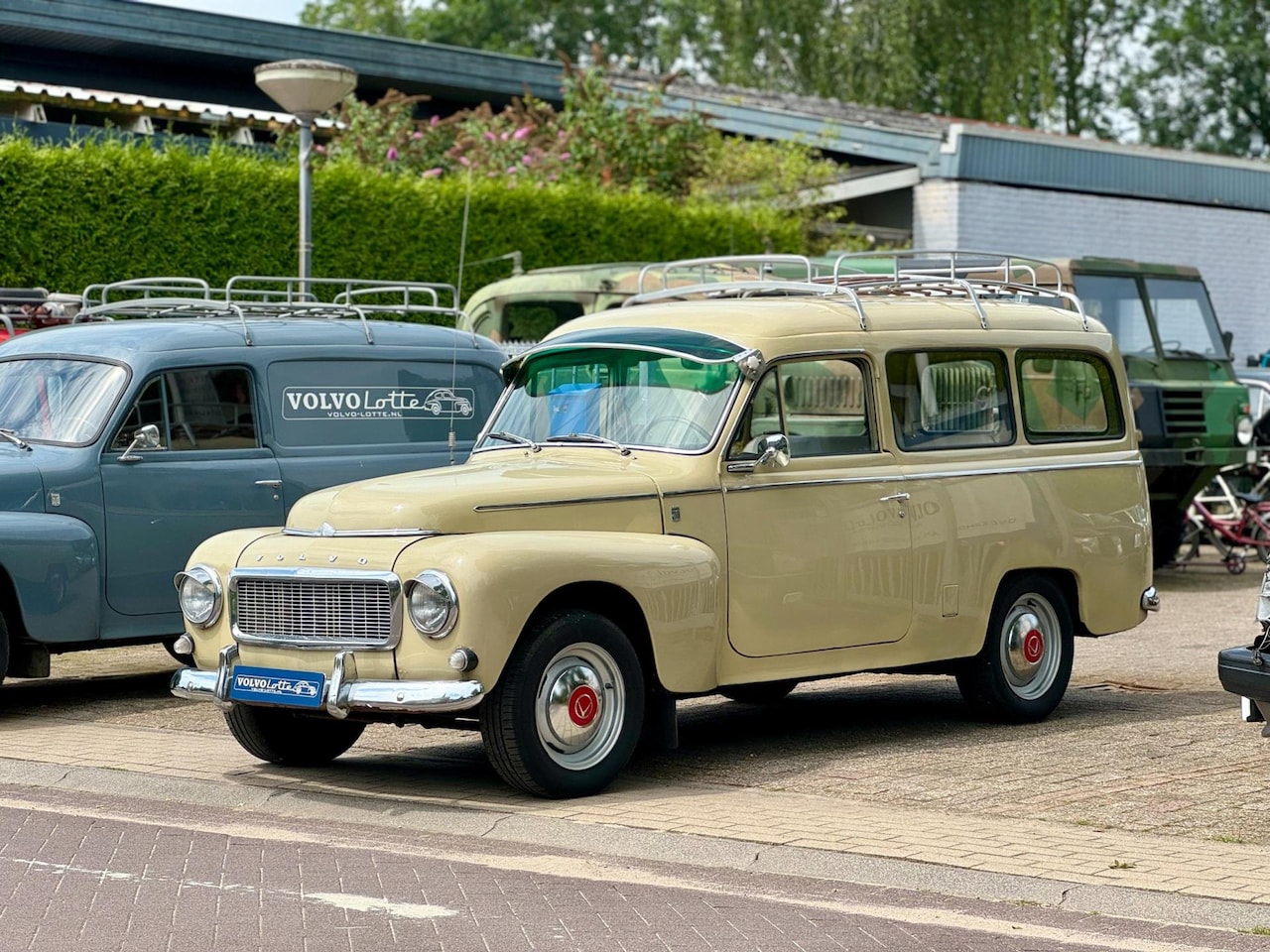 Volvo P210 - Duett Super kleurstelling Imperial Gangsterkap - AutoWereld.nl