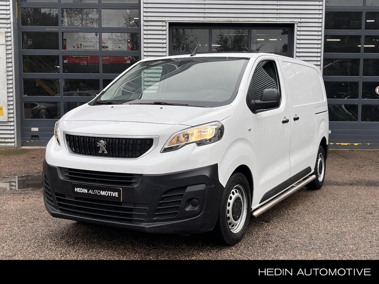 Peugeot Expert - 2.0 122pk Premium | Carplay | 2x schuifdeur | PDC achter | Achterklep met raam | Cruise | - AutoWereld.nl