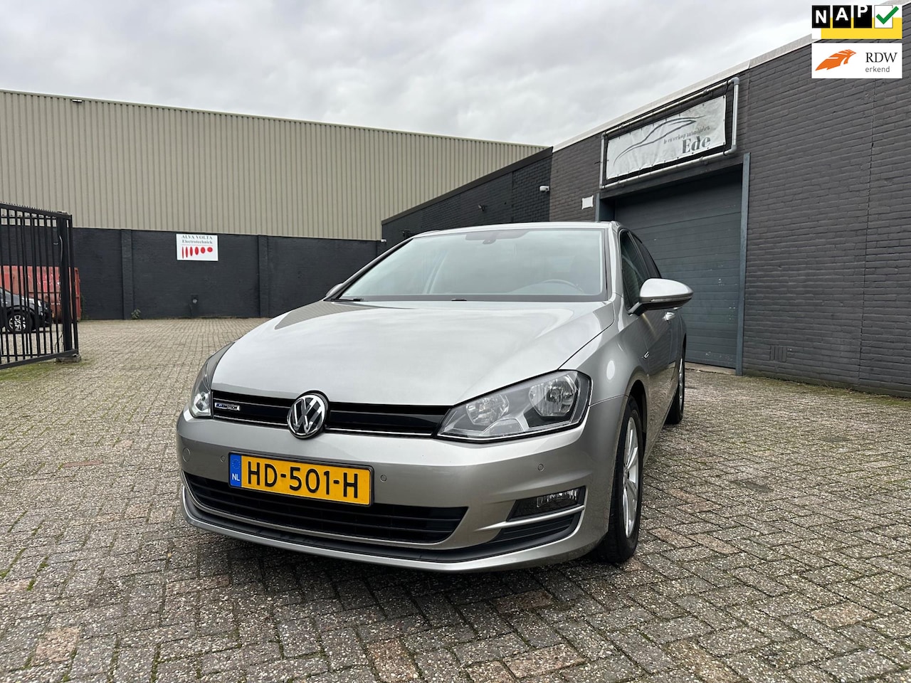 Volkswagen Golf - 1.0 TSI Comfortline Camera Clima Cruise Navi PDC Privacy Glass LM-Wielen APK NAP - AutoWereld.nl