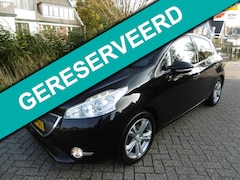 Peugeot 208 - 1.2 VTi Allure 5-deurs 91.000km Clima Cruise 2e eig. Historie