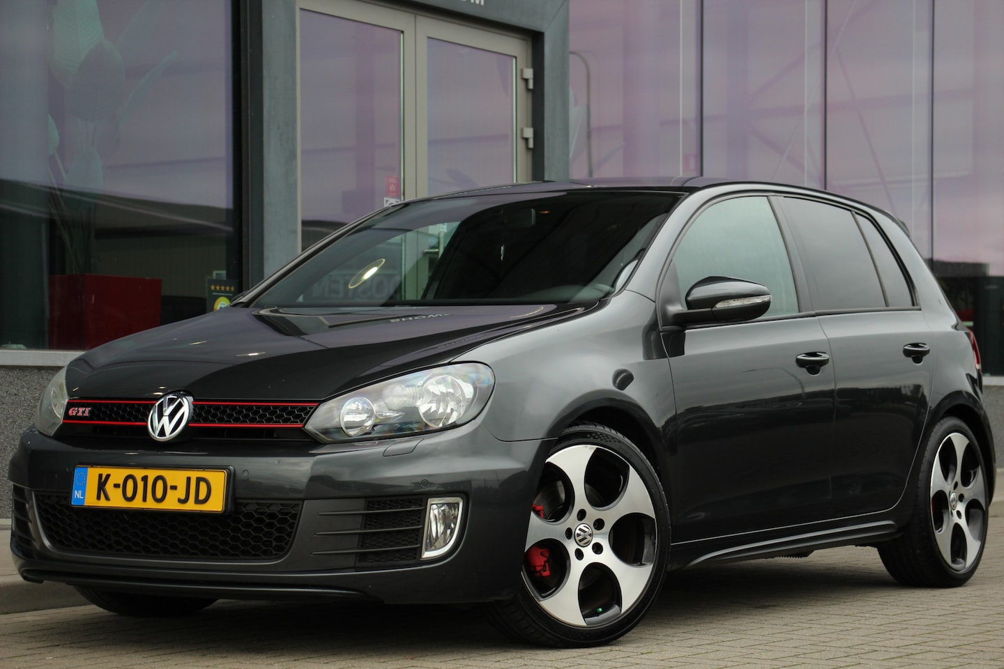 Volkswagen Golf - 2.0 GTI | 211PK | Navi. - AutoWereld.nl