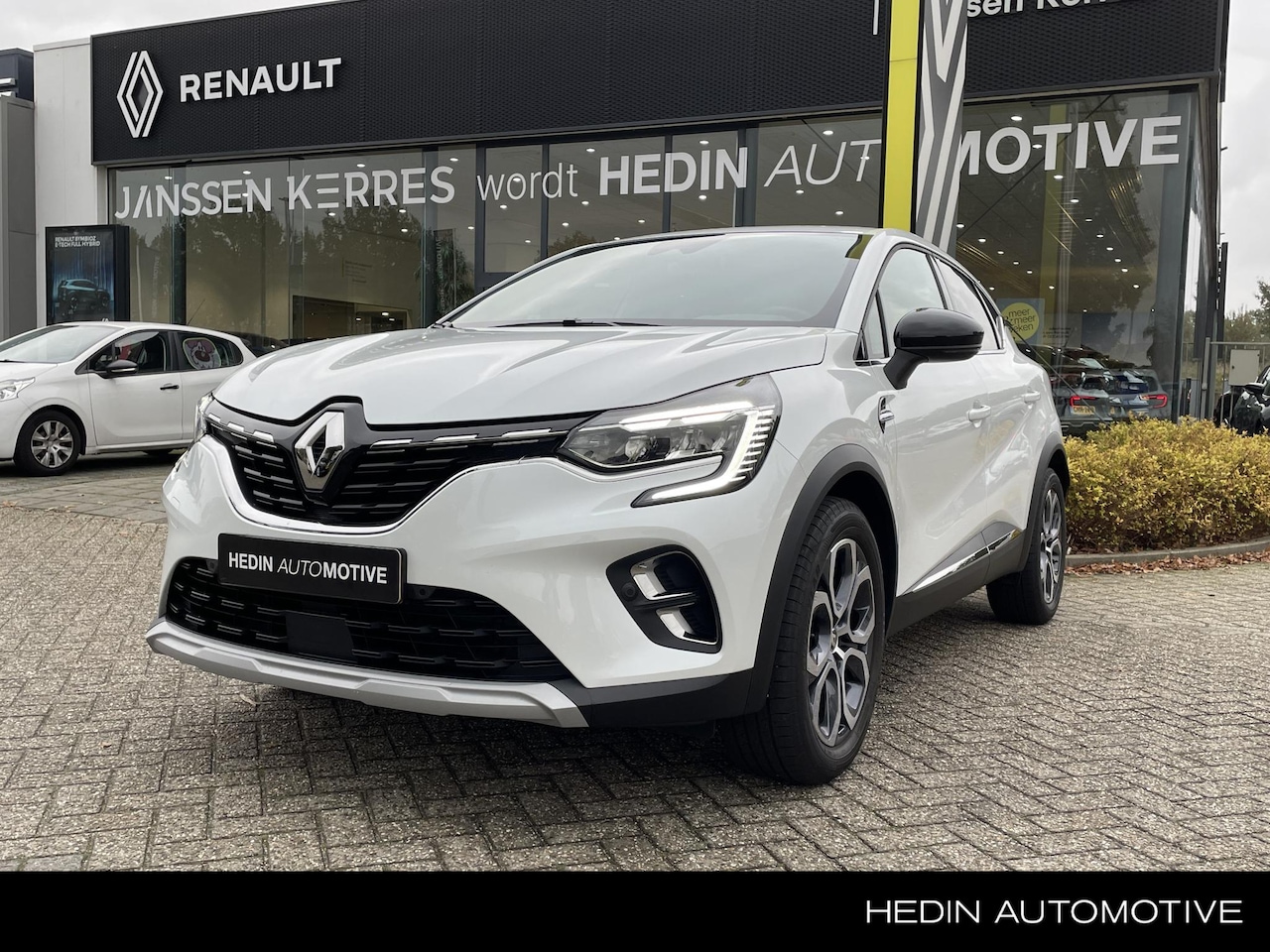 Renault Captur - 1.3 MHEV 140 Techno AUTOMAAT "Adapt Cruise, Stoel/Stuurverwarming, 18" LMV, Navi" - AutoWereld.nl