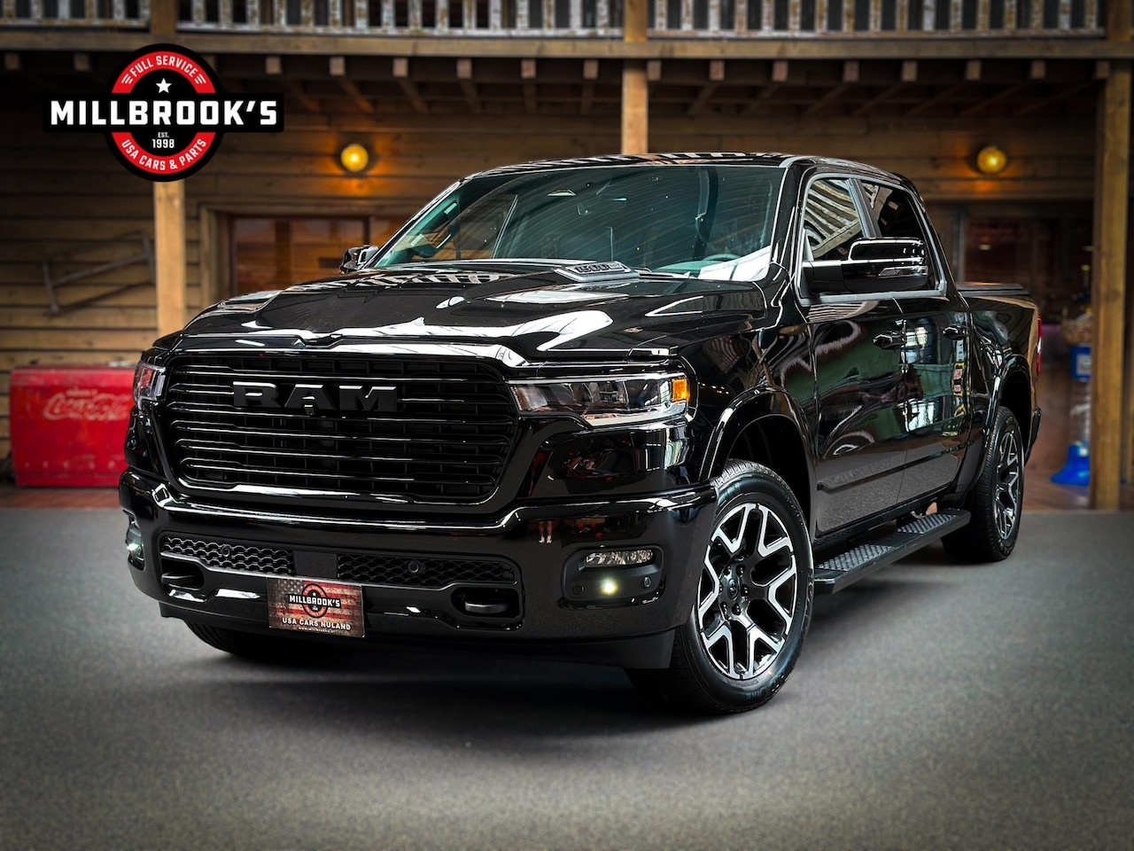 Dodge Ram 1500 - Laramie Sport Black Edition Hurricane, LPG, Laadbakcover, Panoramadak, Adaptieve Cruise Co - AutoWereld.nl