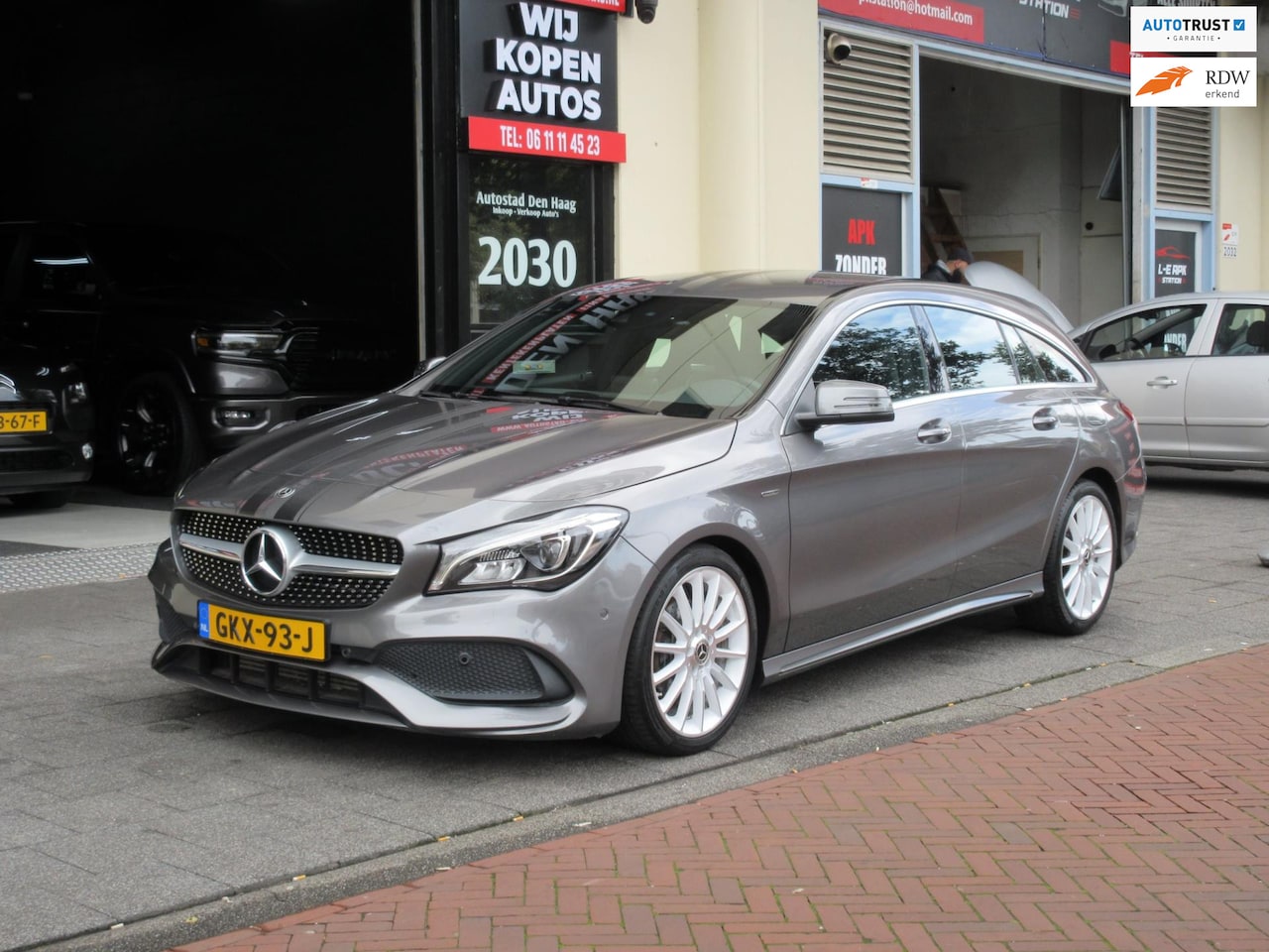 Mercedes-Benz CLA-klasse Shooting Brake - AMG Leer Navi Camera - AutoWereld.nl