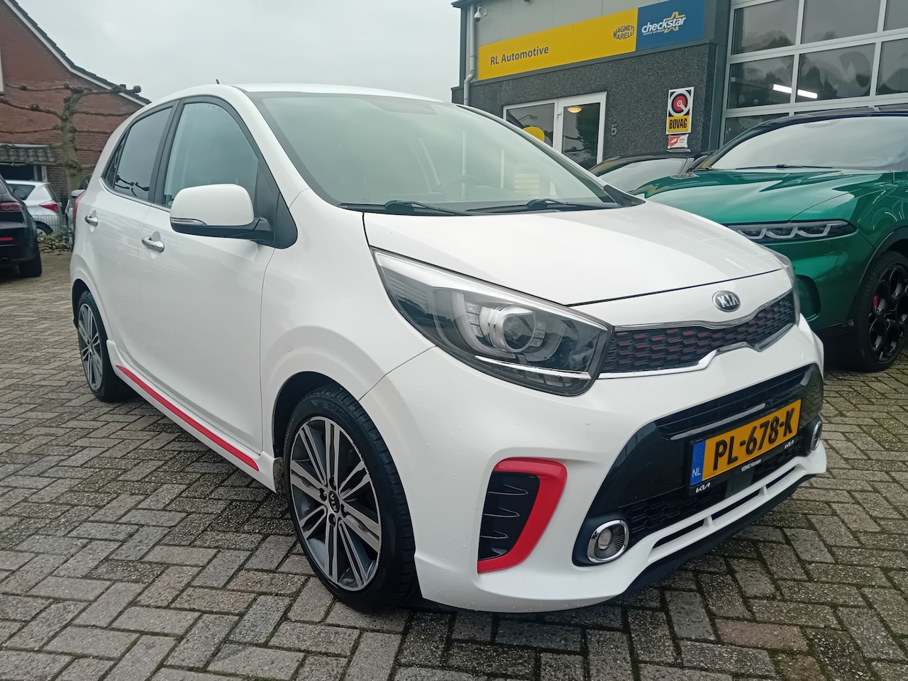 Kia Picanto - 1.2 CVVT GT-Line - Leder - Navigatie - AutoWereld.nl