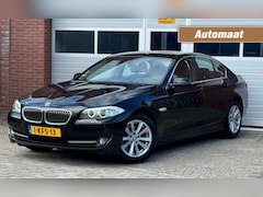 BMW 5-serie - 520i HIGH EXECUTIVE+ AUTOMAAT / AIRCO NAVIGATIE LEER CRUISE