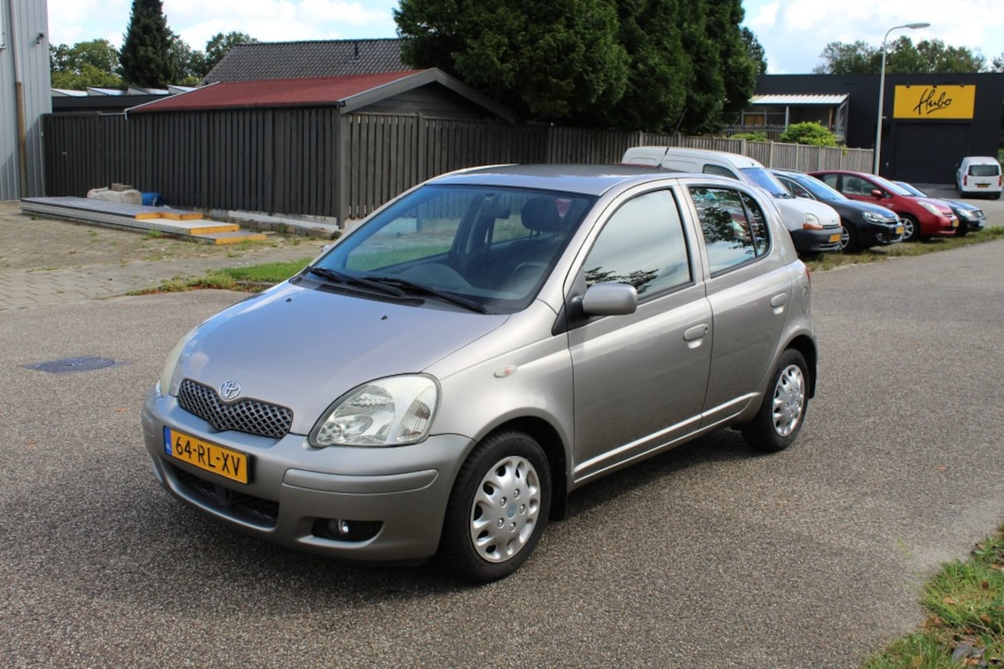 Toyota Yaris - 1.3 VVT-i Sol 1.3 VVTI SOL - AutoWereld.nl