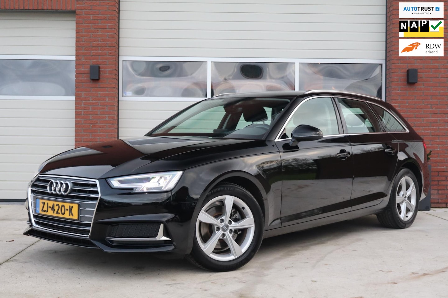 Audi A4 Avant - 35 2.0 TFSI 150pk Sport Lease Edition - LED - 3 zone Climate control - PDC - 1e Eigenaar - - AutoWereld.nl