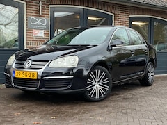 Volkswagen Jetta - 2.0 FSI Comfortline | ELEC RAMEN VOOR | NAP | AIRCO | LM VELGEN | CRUISE |