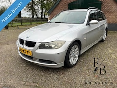 BMW 3-serie Touring - 318d Executive