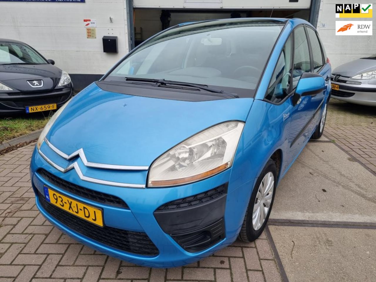 Citroën C4 Picasso - 1.8-16V Prestige 5p. | 2e Eigenaar! - AutoWereld.nl