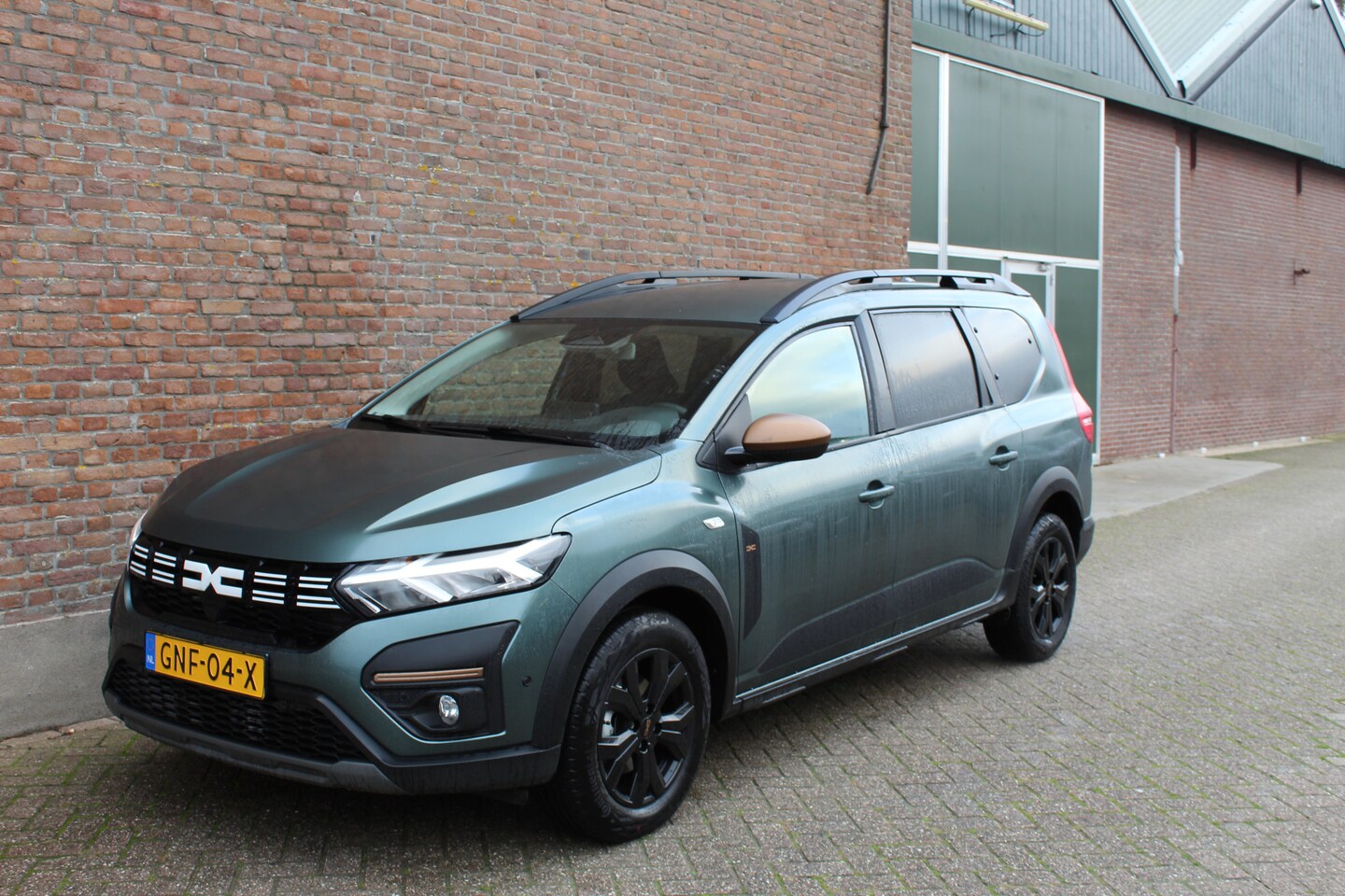 Dacia Jogger - 1.0 TCe 110 Extreme 7p. - Media Nav - Pack Extreme - AutoWereld.nl