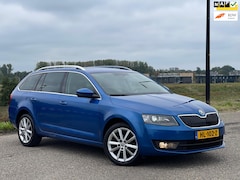 Skoda Octavia Combi - 1.6 TDI Greentech Style Businessline DSG/Start/Stop/Canton/Navi/Xenon/Full option