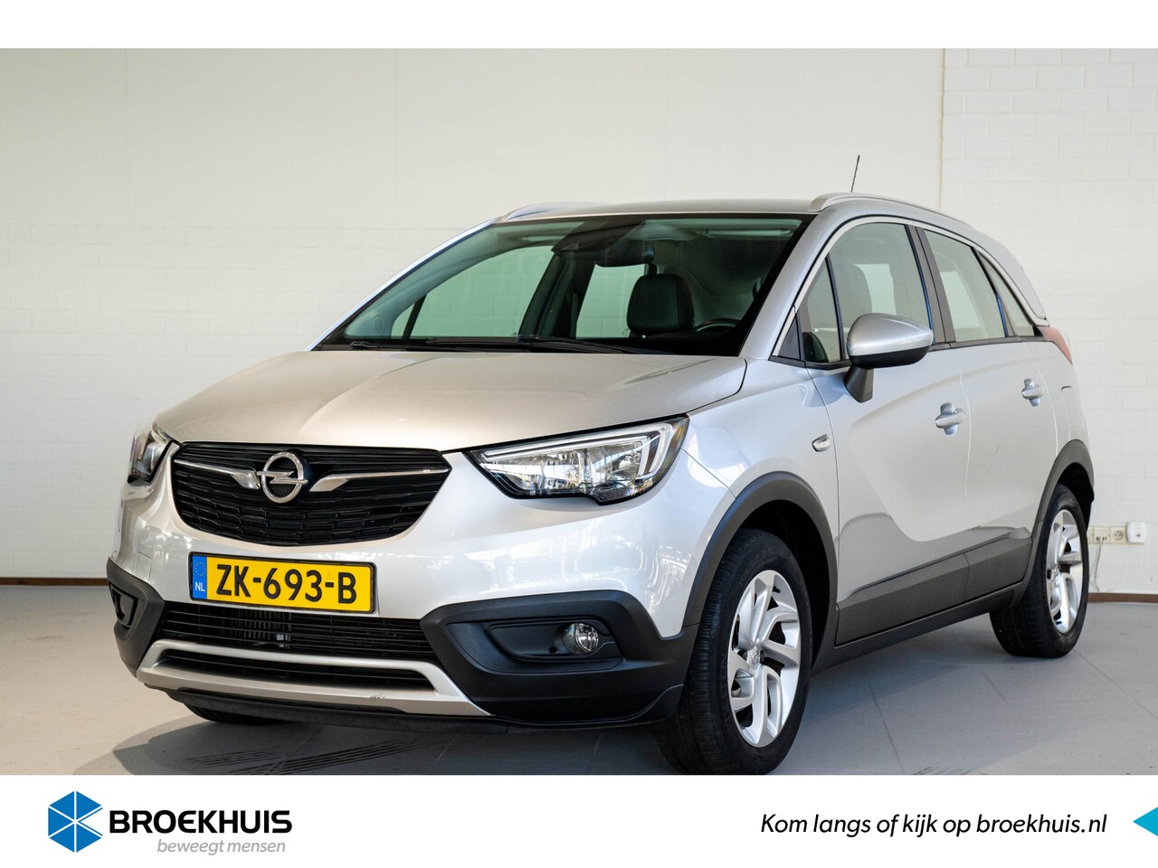 Opel Crossland X - 1.2 Turbo Innovation | Automaat | Climate Controle | Parkeersensoren | Navigatie | Apple C - AutoWereld.nl