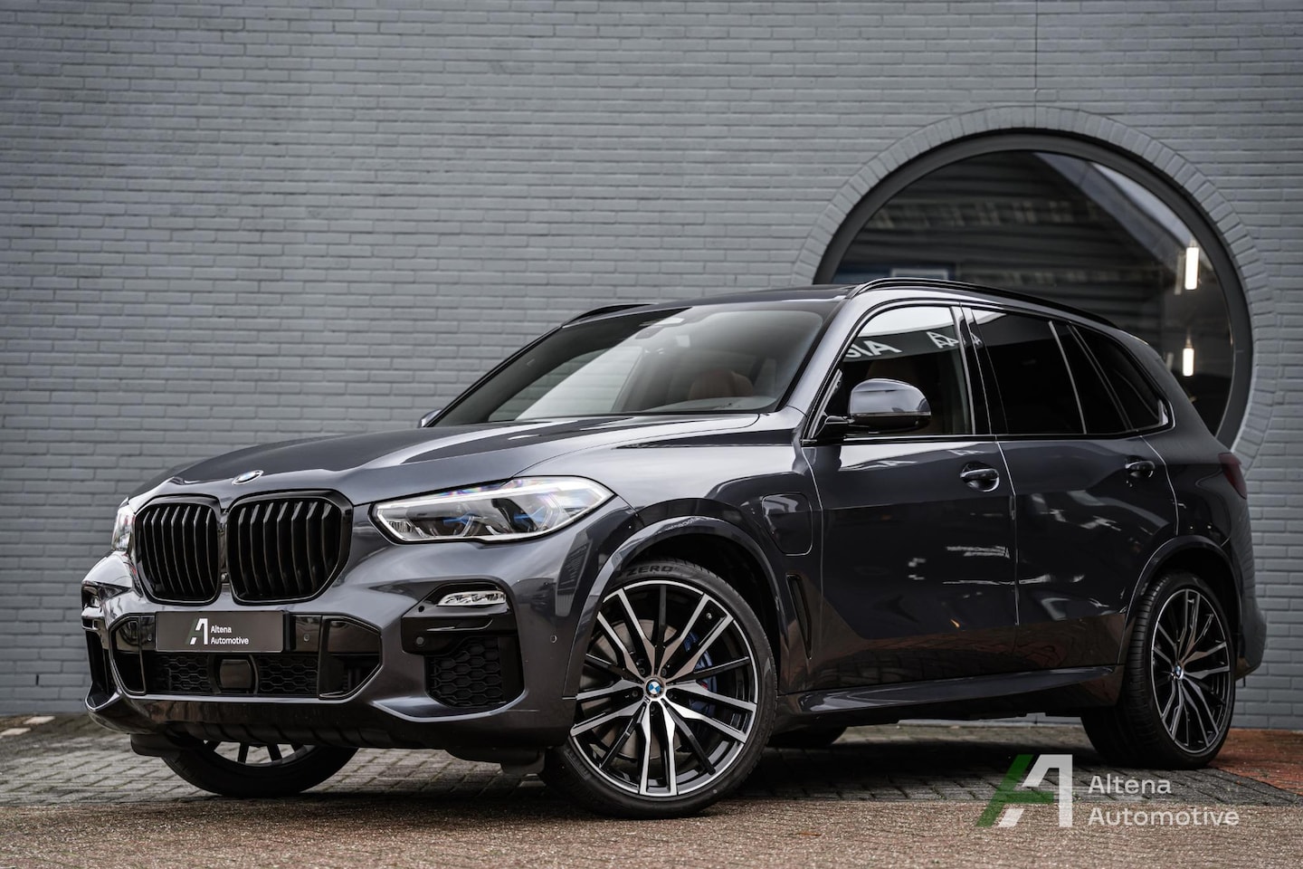 BMW X5 - xDrive45e High Executive - AutoWereld.nl