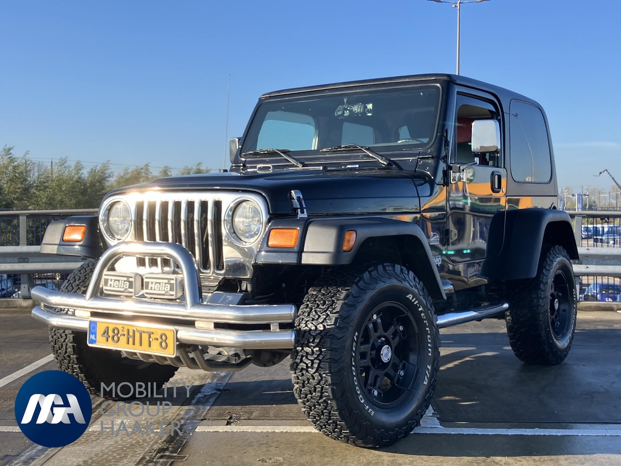 Jeep Wrangler - TJ 4.0i / Hard & Softtop / 6-Cilinder / Uniek - AutoWereld.nl