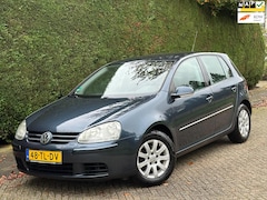 Volkswagen Golf - 2.0 FSI /6BAK/CRUISE/PDC/150PK/RIJDTSUPER/