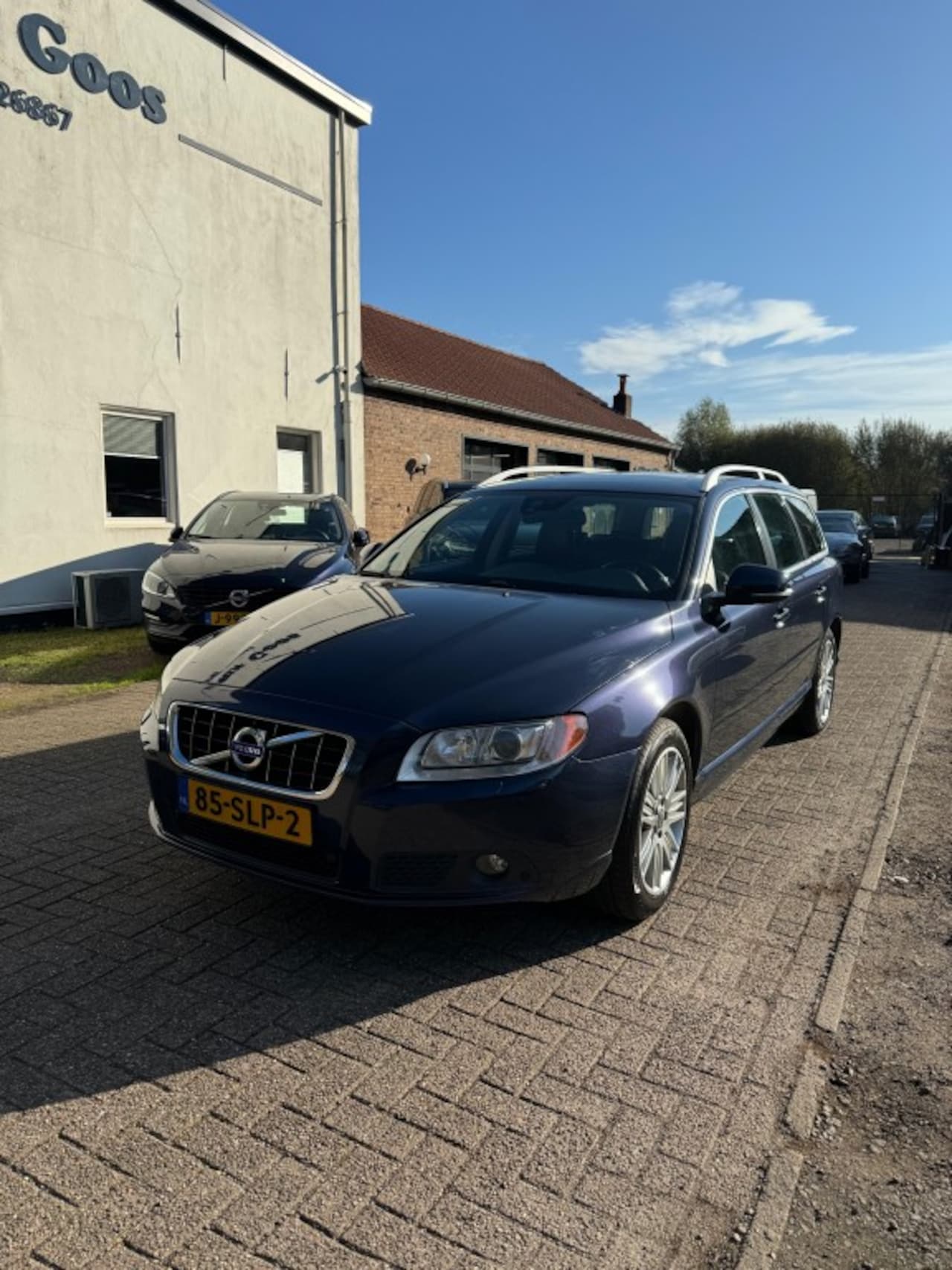 Volvo V70 - T4 Summum Schuifdak PDC Stoelverwarming - AutoWereld.nl