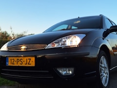 Ford Focus Wagon - 1.6-16V Cool Edition Airco, elektrische ramen, radio met cd speler, trekhaak