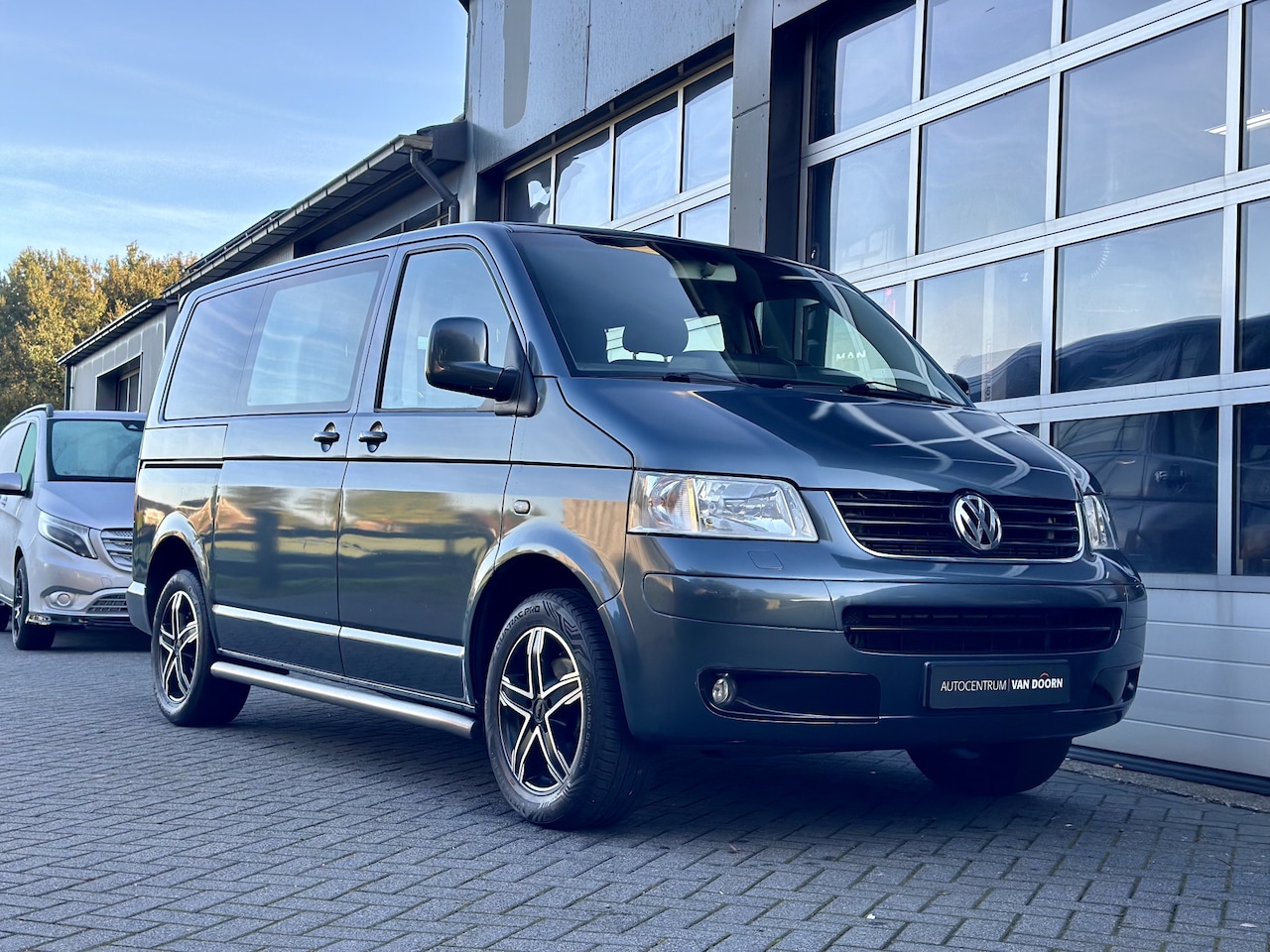 Volkswagen Transporter - 2.5 TDI | 175 pk | Dubbel Cabine | MARGE | Geen btw | Gereviseerde motor | Airco | Cruise - AutoWereld.nl