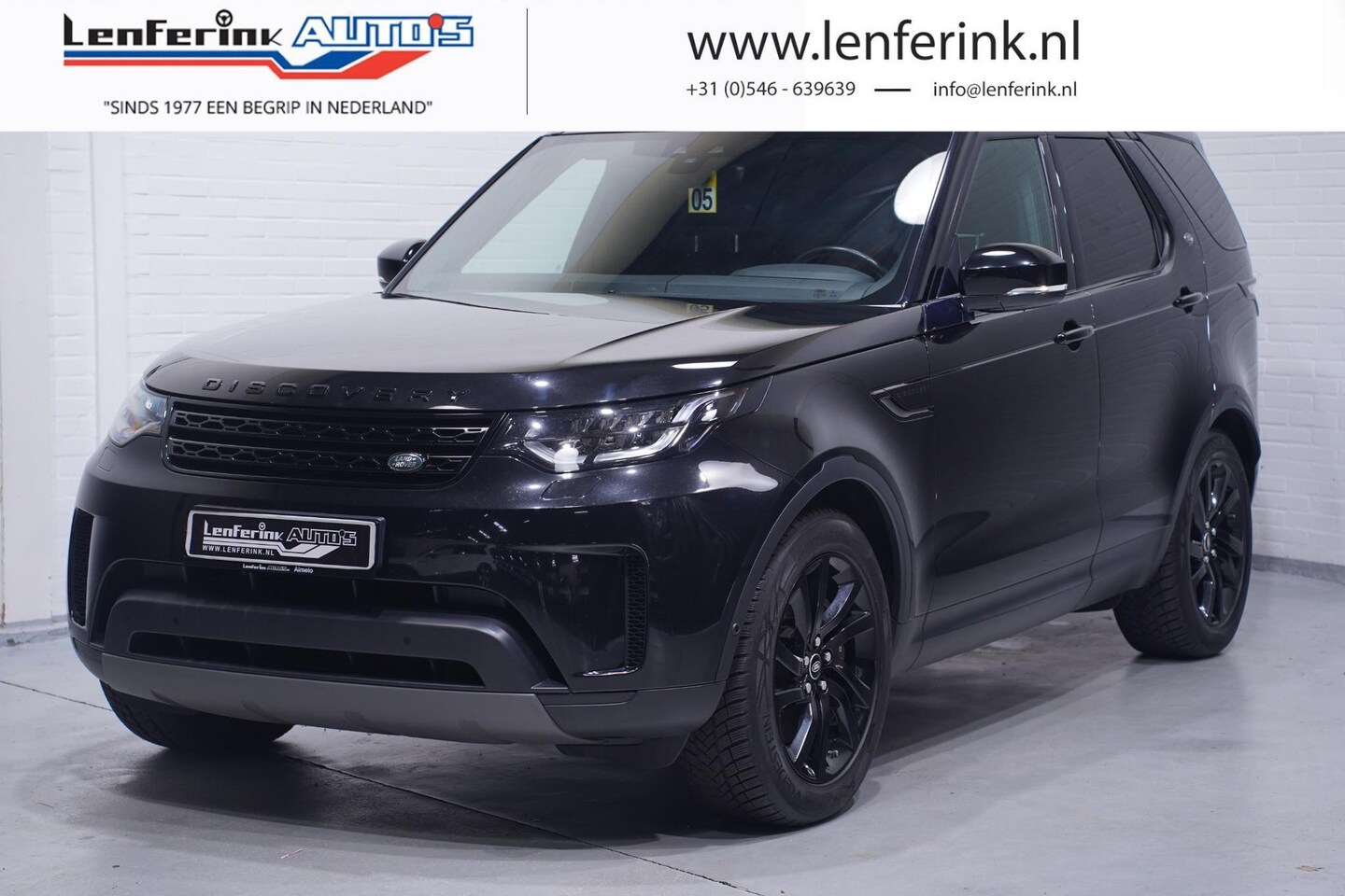 Land Rover Discovery - 5 3.0 SDV6 306 pk HSE Grijs Kenteken 2-Zits Leder, Panoramadak, Navi, Trekhaak Wegklapbaar - AutoWereld.nl