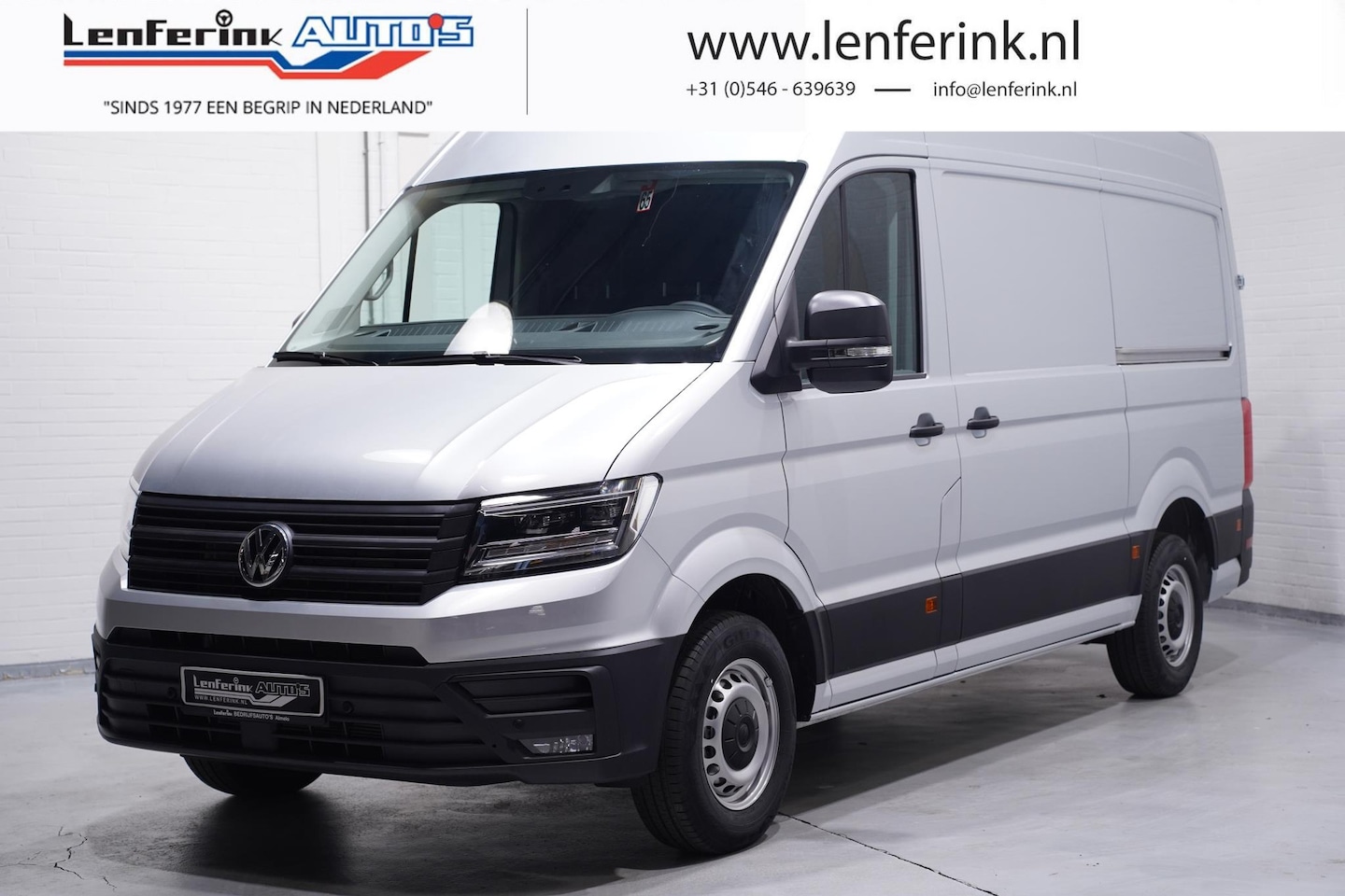 Volkswagen Crafter - 2.0 TDI 177 pk L3H3 DSG Aut. 2x Schuifdeur LED Koplampen, Trekhaak 3.000 kg, Navi, Camera, - AutoWereld.nl