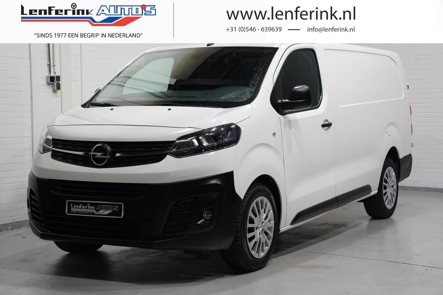 Opel Vivaro - 2.0 CDTi 122 pk XL L3 Airco, va 299,- p/mnd Apple Carplay, Cruise Control, Laadruimte Pakk - AutoWereld.nl