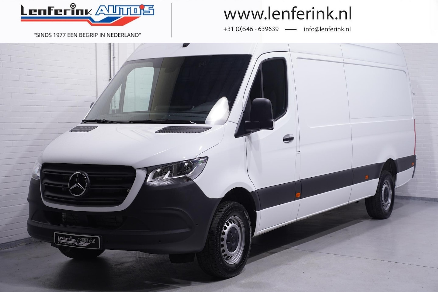 Mercedes-Benz Sprinter - 317 CDI 170 pk L3H2 Airco, Camera MBux Audio Apple Carplay, PDC V+A, Opstap achter, 3-Zits - AutoWereld.nl