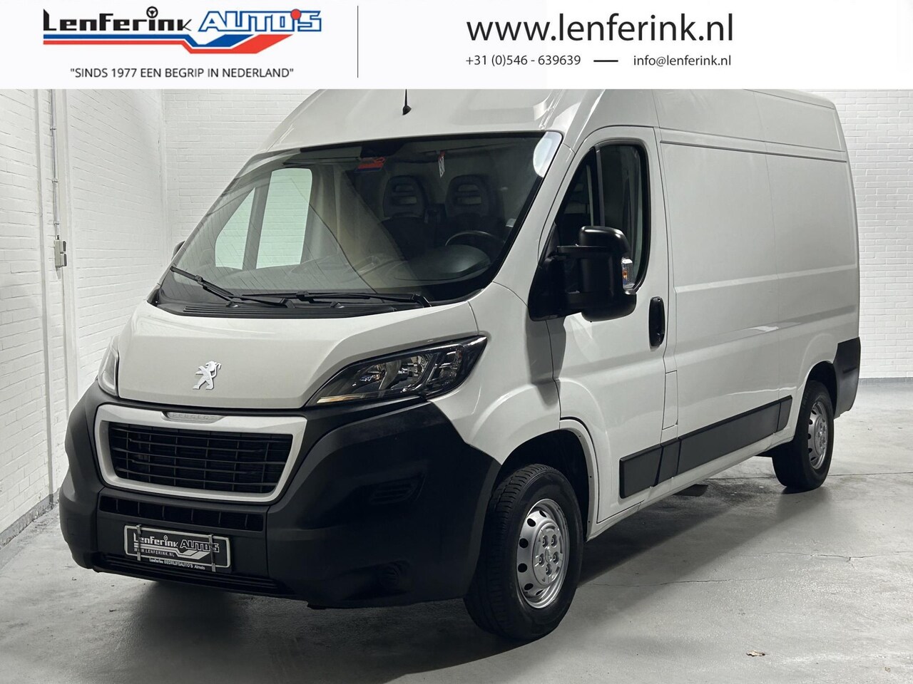 Peugeot Boxer - 2.0 BlueHDI 130 pk L2H2 Premium Airco Cruise Control, Laadruimte Pakket, Multistuur, 3-Zit - AutoWereld.nl