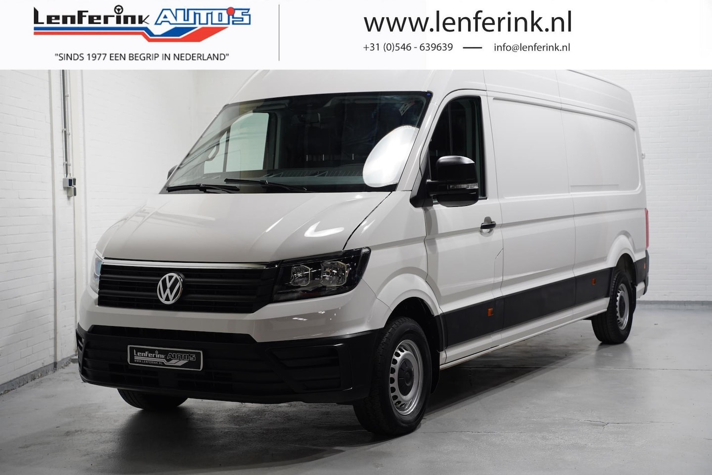 Volkswagen Crafter - 2.0 TDI 140 pk L4H3 Airco, Cruise Control Laadruimte Pakket, 3-Zits, Slechts 22 dkm - AutoWereld.nl