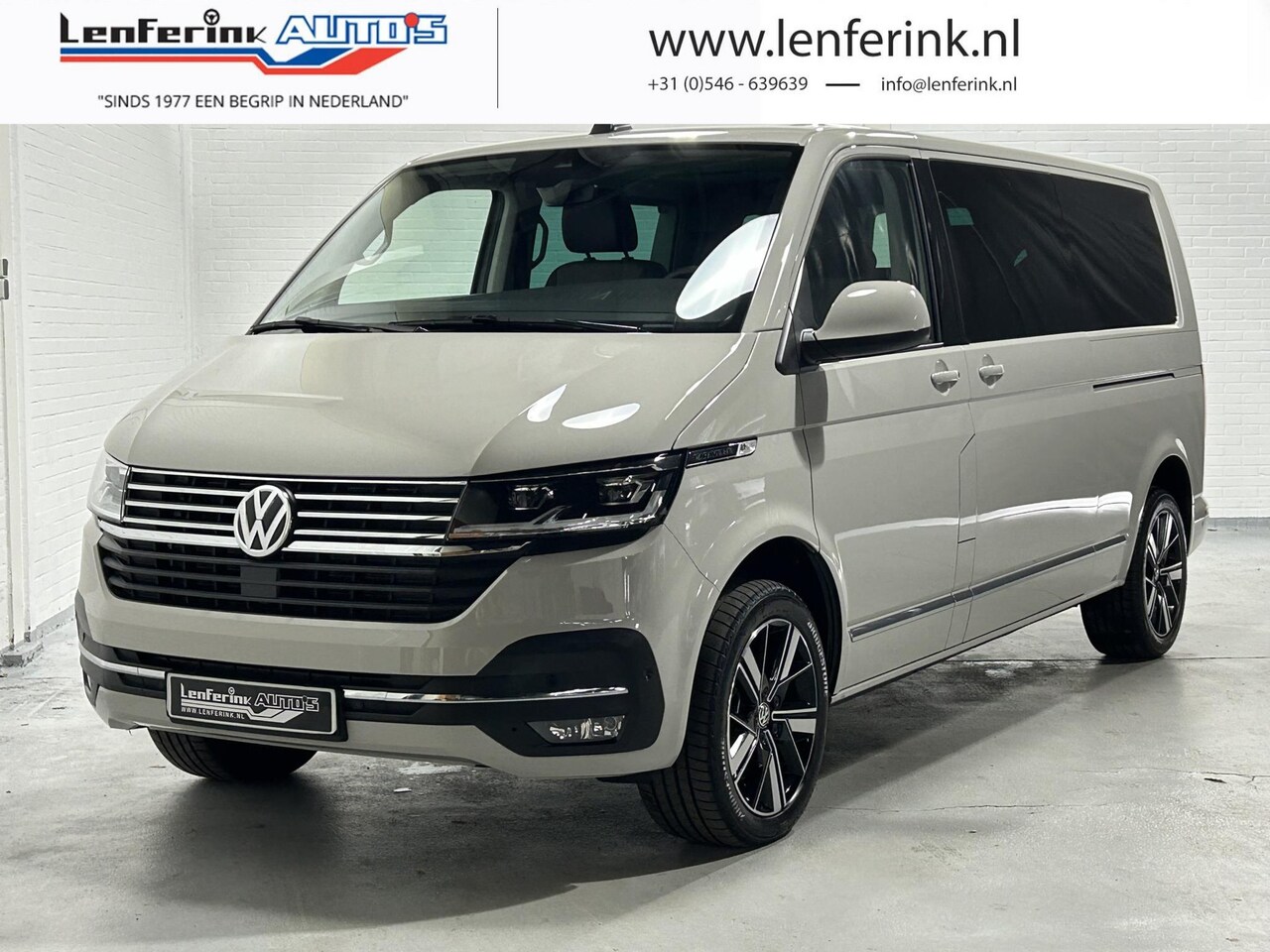 Volkswagen Transporter - 2.0 TDI 204 pk DSG Dubbel Cabine Highline LED El. Achterklep en Schuifdeuren, Side Assist, - AutoWereld.nl