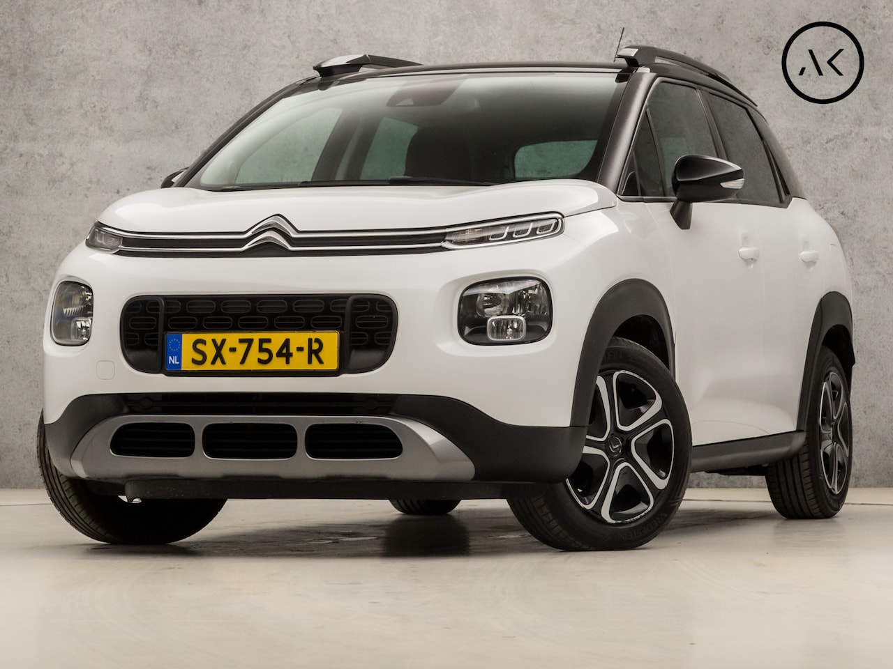 Citroën C3 Aircross - 1.2 PureTech Feel Sport (APPLE CARPLAY, NAVIGATIE, CLIMATE, GETINT GLAS, SPORTSTOELEN, LAN - AutoWereld.nl