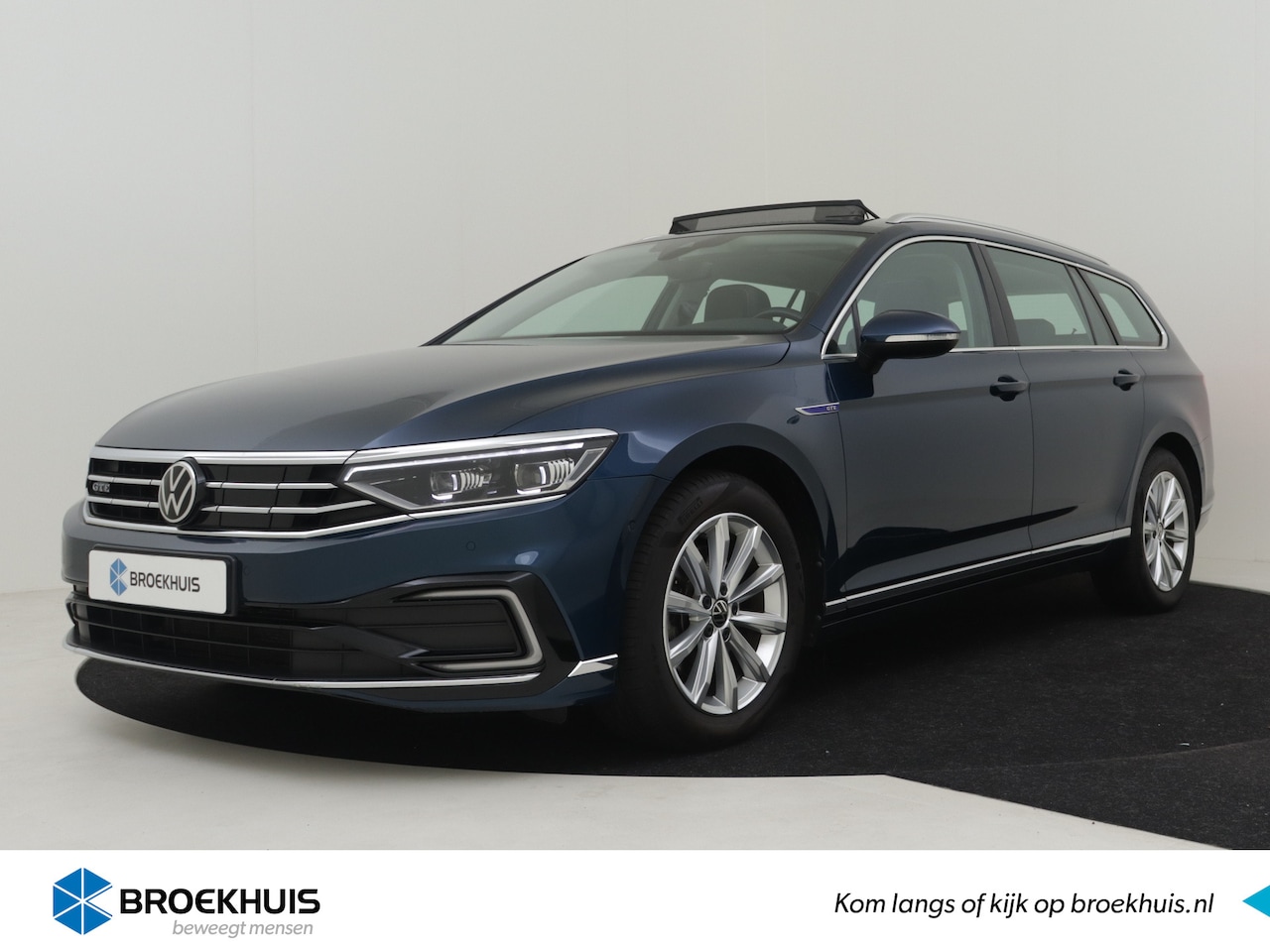 Volkswagen Passat Variant - 1.4 TSI PHEV GTE Business 218pk | Adaptief cruise control | Panorama dak | Trekhaak | Lede - AutoWereld.nl