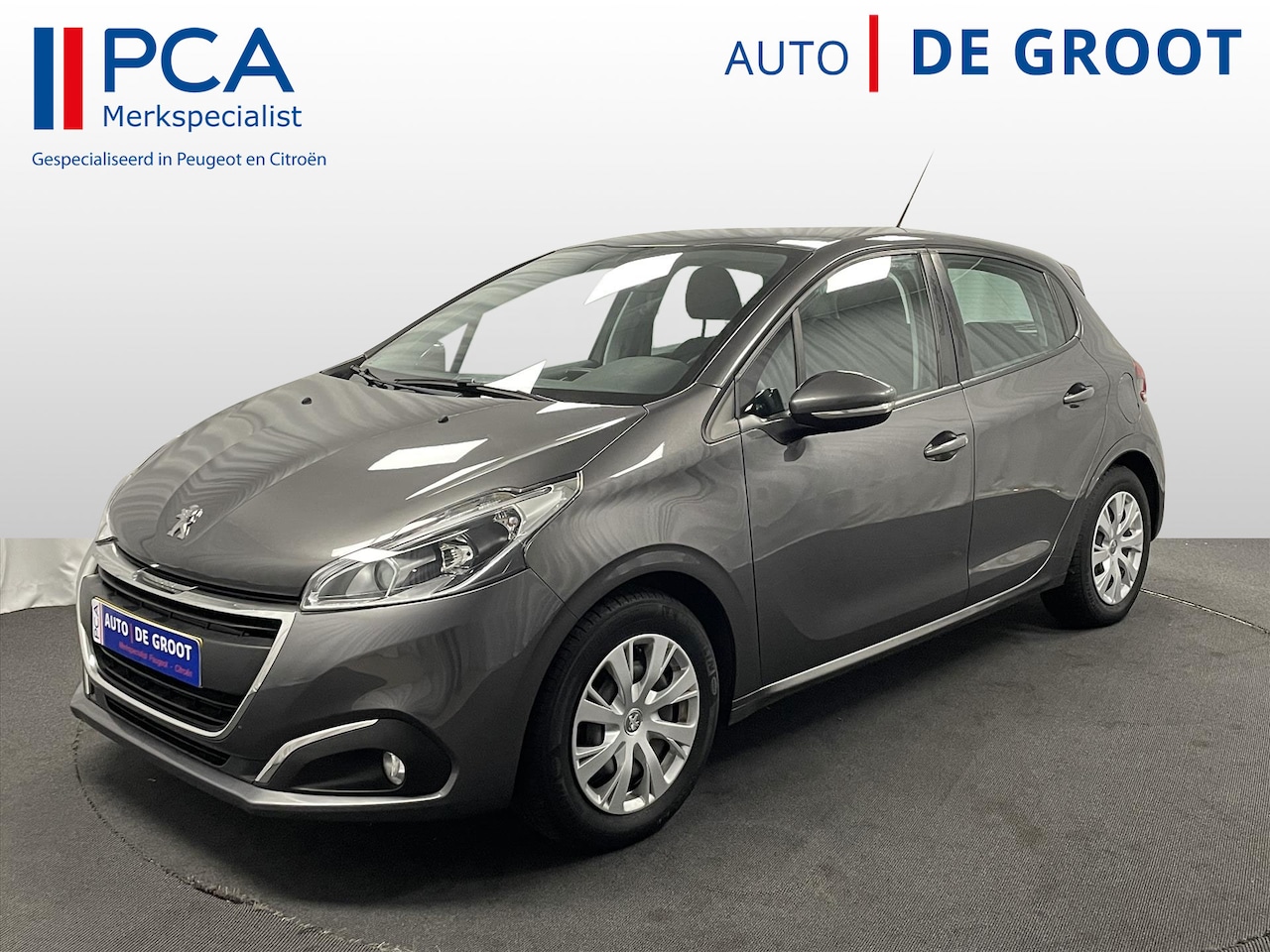 Peugeot 208 - BLUE LION 82pk Navi+Carplay | Airco | Parkeerhulp - AutoWereld.nl