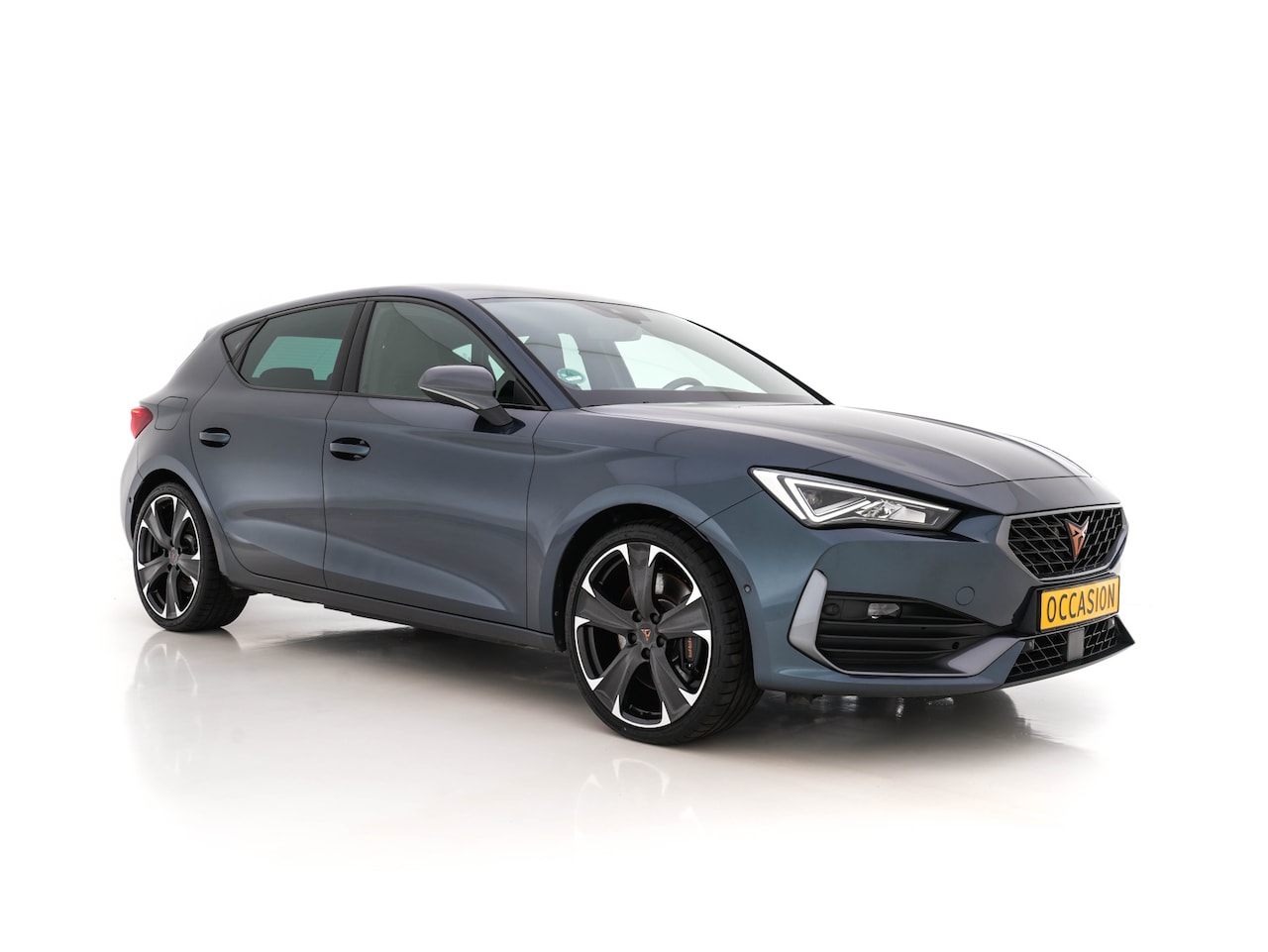 CUPRA Leon - 1.4 e-Hybrid VZ Aut. * DIGI-COCKPIT | NAVI-FULLMAP | LED-LIGHTS | ADAPT.CRUISE | LEDER-MIC - AutoWereld.nl