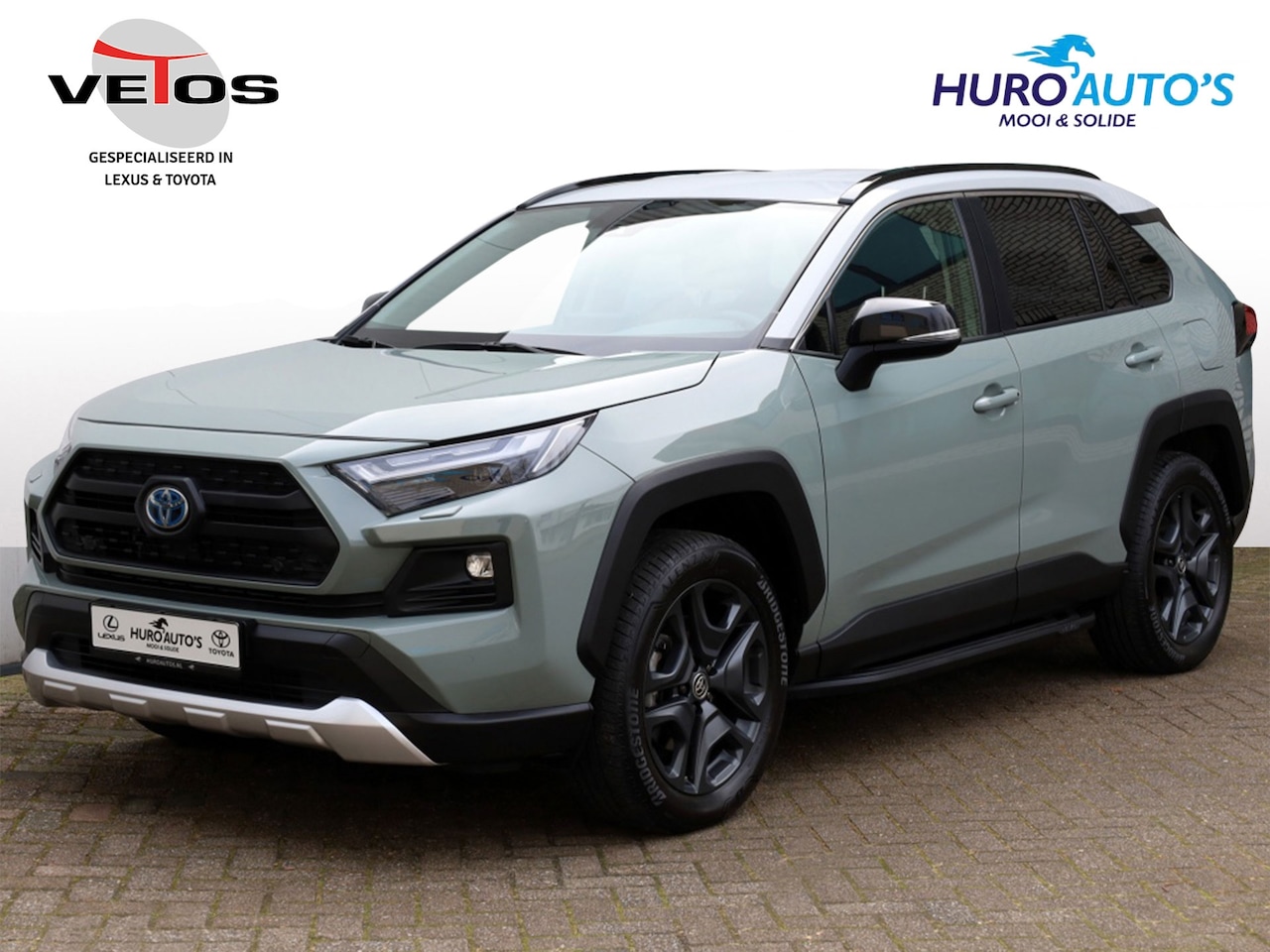 Toyota RAV4 - 2.5 Hybrid AWD Adventure | Bi-Tone | JBL Audio | Treeplanken - AutoWereld.nl