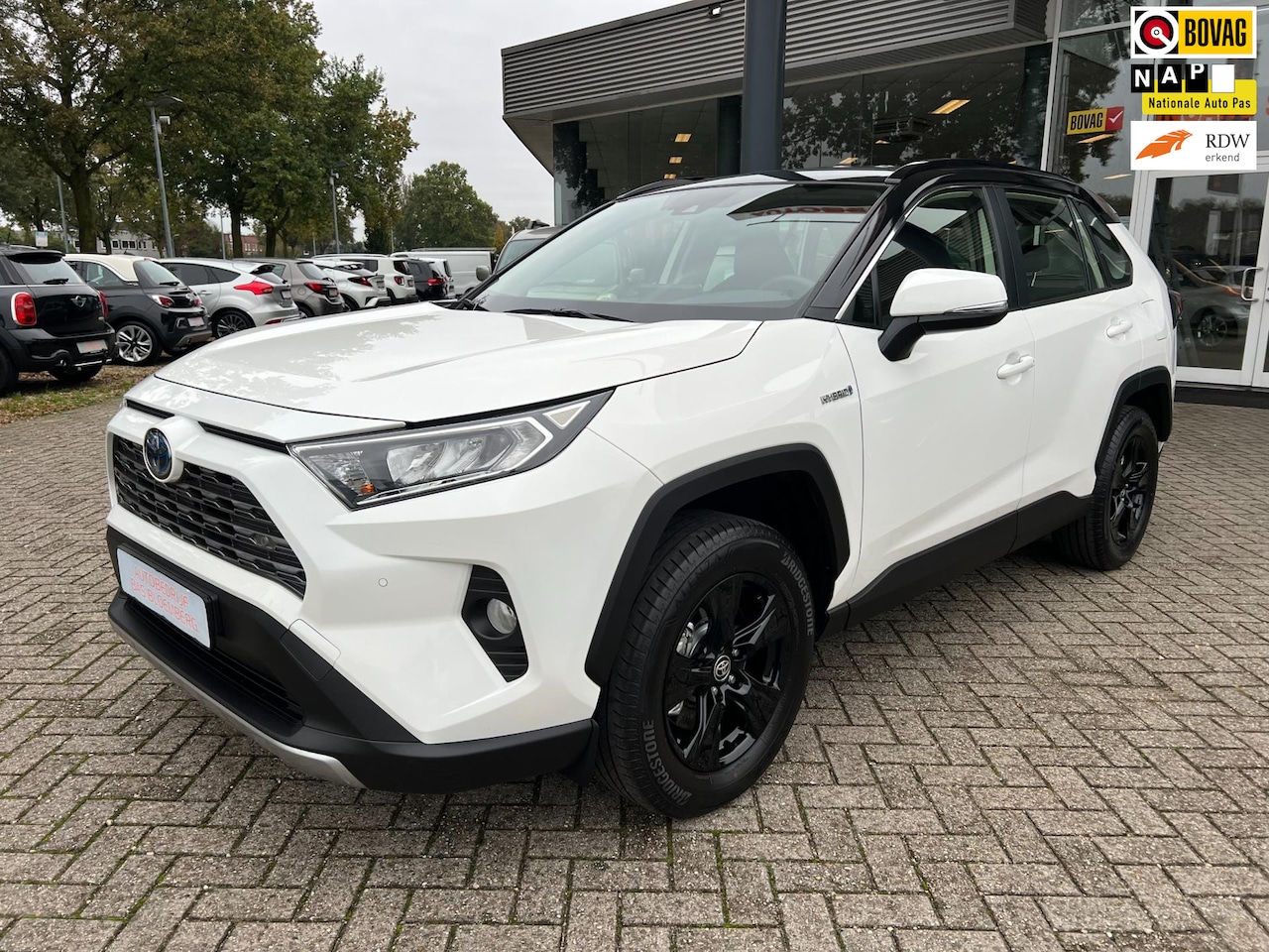 Toyota RAV4 - 2.5 Hybrid Dynamic 2.5 Hybrid Dynamic, Automaat, Apple carplay, DAB, Camera, Cruise, etc. - AutoWereld.nl