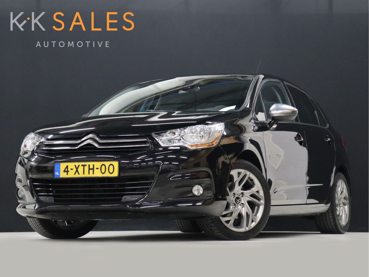 Citroën C4 - 1.2 PureTech Exclusive 6-BAK [TREKHAAK, NAVIGATIE, BLUETOOTH, CLIMATE, CRUISE, PDC, NIEUWS - AutoWereld.nl